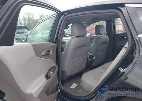 2017 Chevrolet Malibu Premier из США, поврежденный, VIN 1G1ZH5SX1HF145301